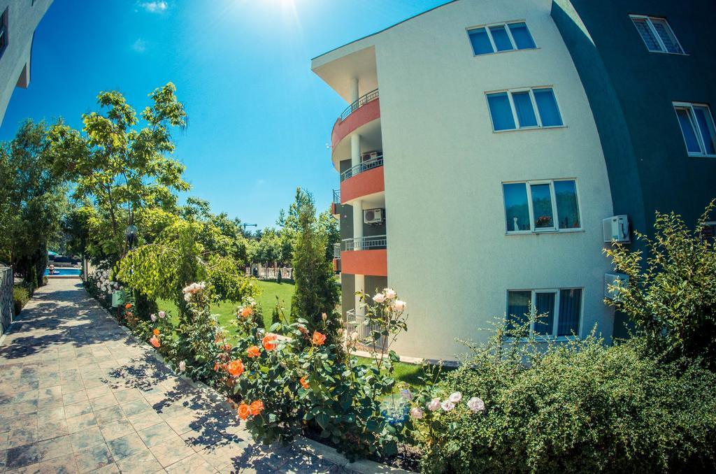 Gt Green Fort Beach Apartments Napospart Kültér fotó
