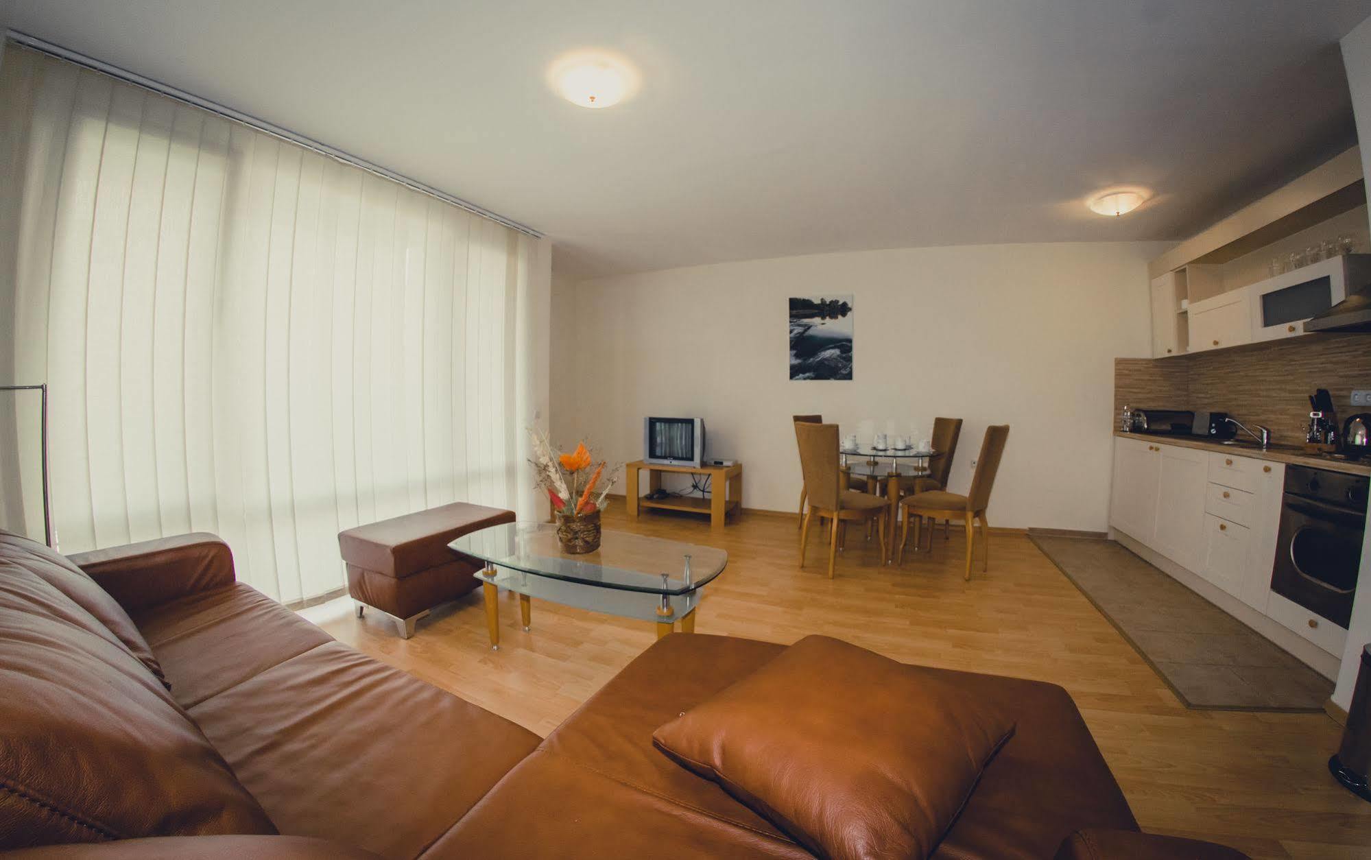 Gt Green Fort Beach Apartments Napospart Kültér fotó