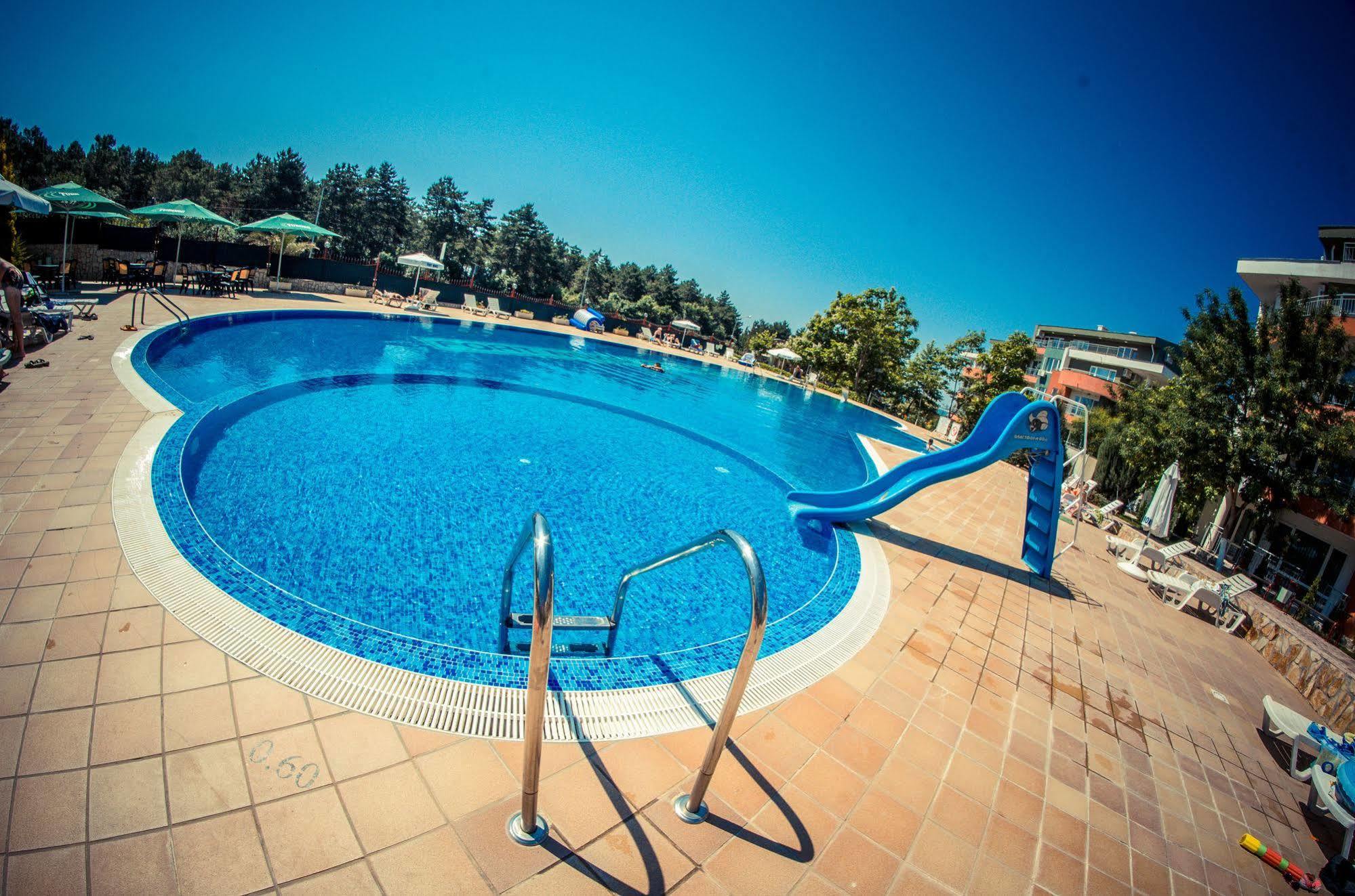 Gt Green Fort Beach Apartments Napospart Kültér fotó